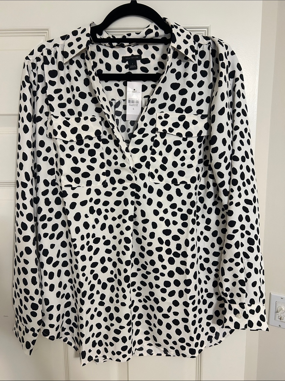 Ann Taylor Black and White Polka Dot Popover Blouse